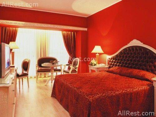 Moscow Hotel 8
